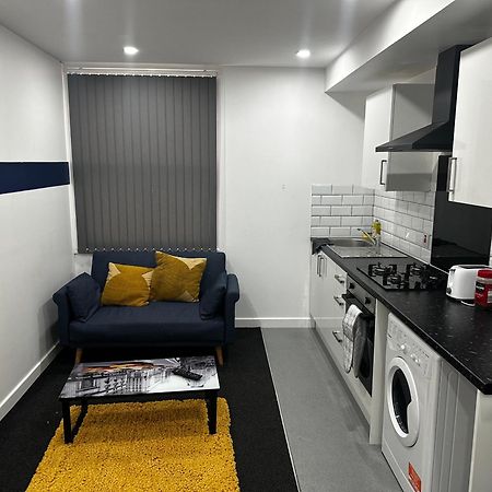 Апартаменти Cozzy Haven Two Min From Train Station Лестер Екстер'єр фото